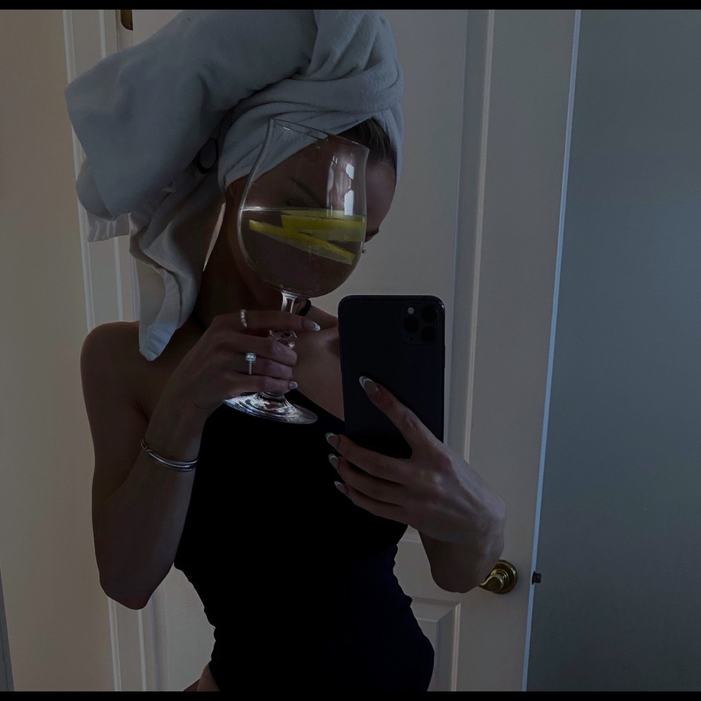 Meet your Posher, Viktorija